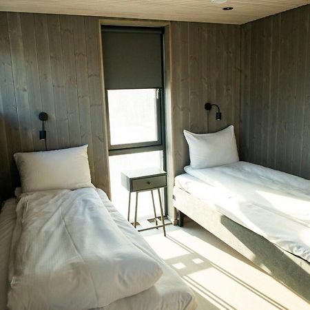Ny Leilighet I Henningsvaer! エクステリア 写真