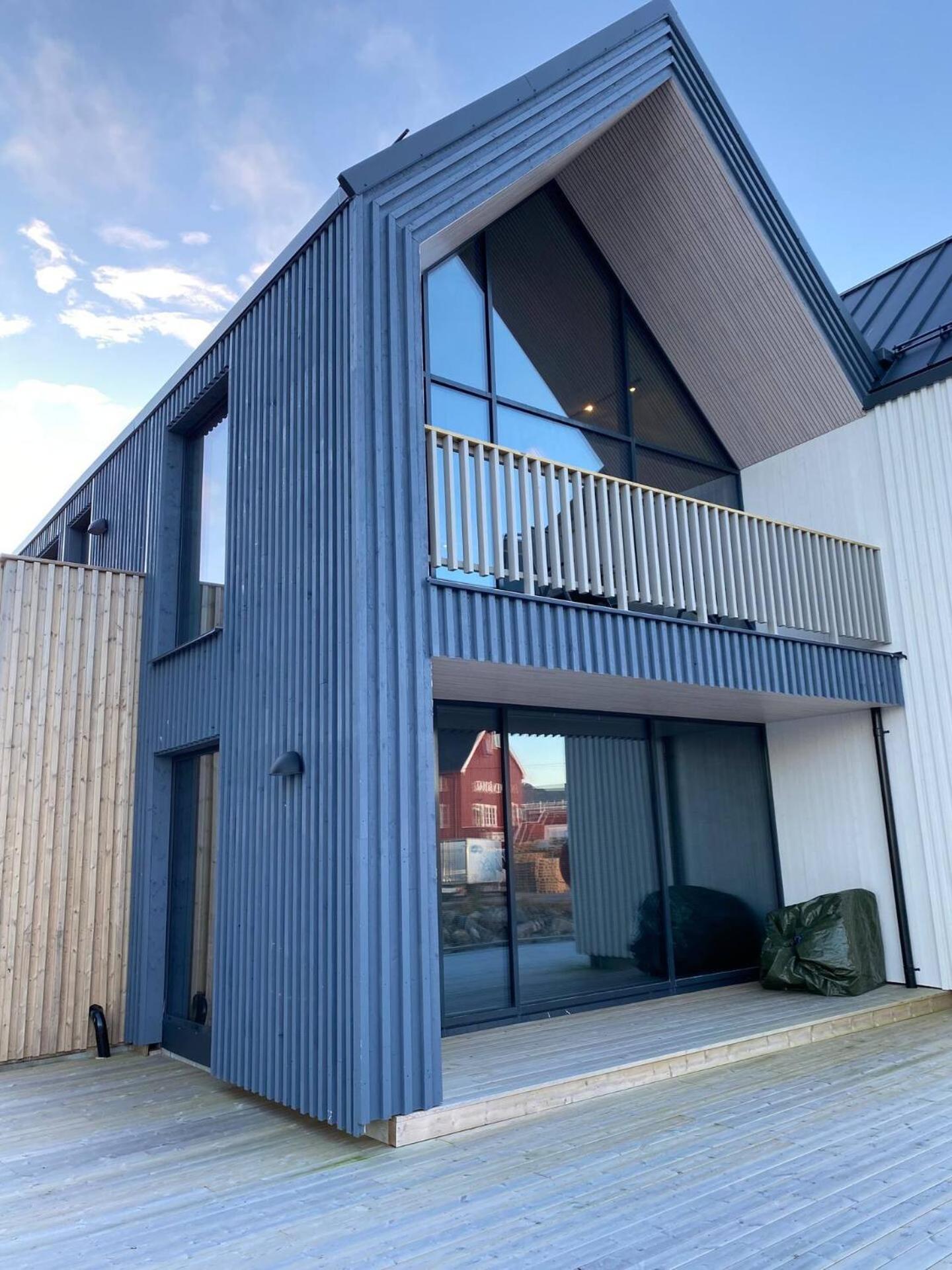 Ny Leilighet I Henningsvaer! エクステリア 写真